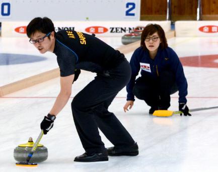 カーリング男女混合ダブルス日本 結果